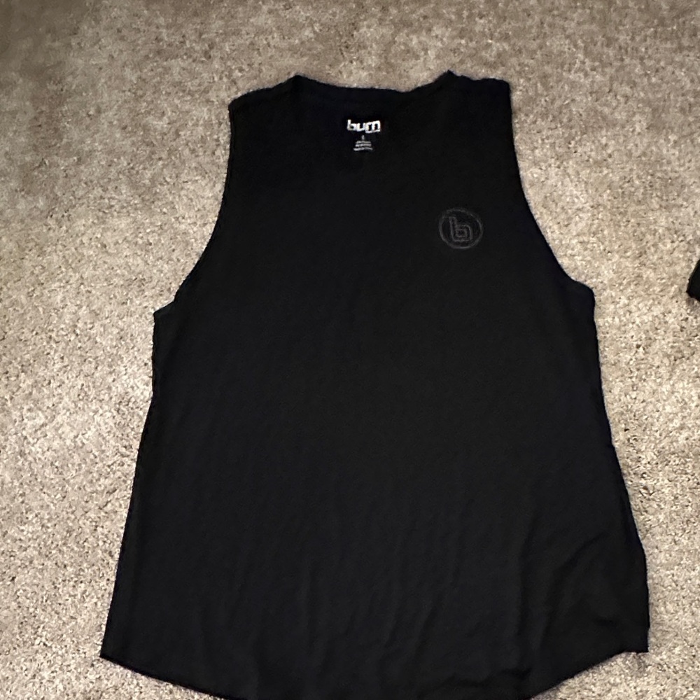 Black Sleeveless Graphic Top
